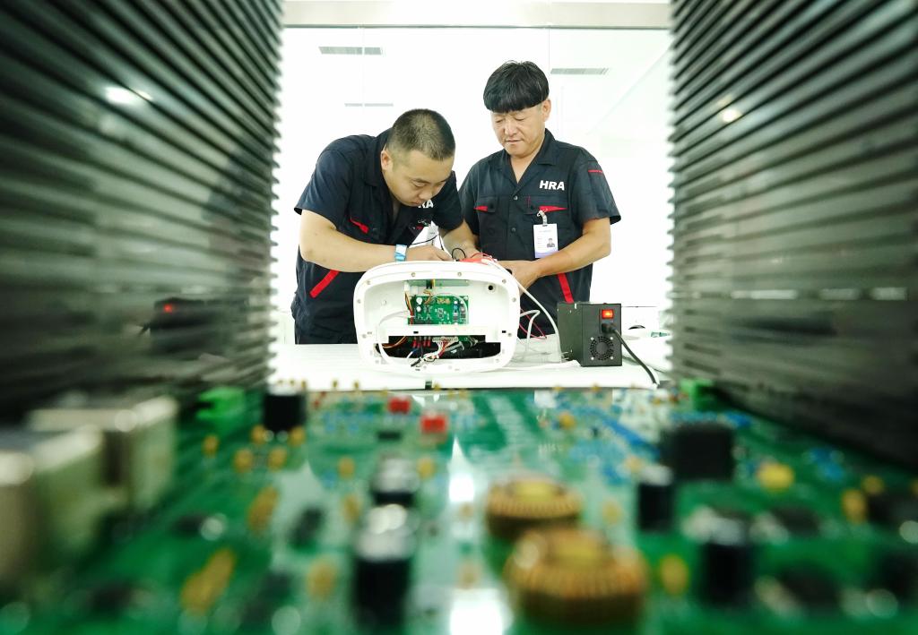 秦皇岛：高新技术产业引领经济高质量发展
