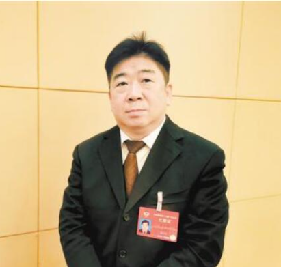 姜青辉委员建议：增强乡村“造血”功能