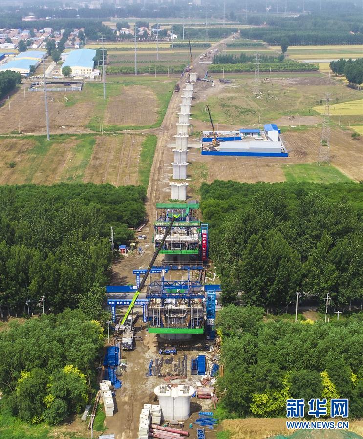 （经济）（1）河北香河：京唐高铁施工进展顺利